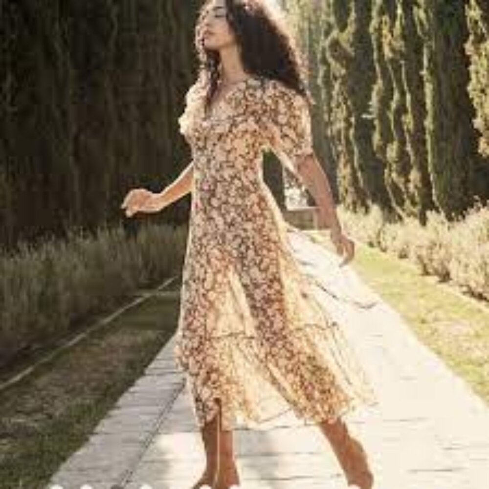 Rimbaud Dress in Ambridge Rose Mustard, Size Medium